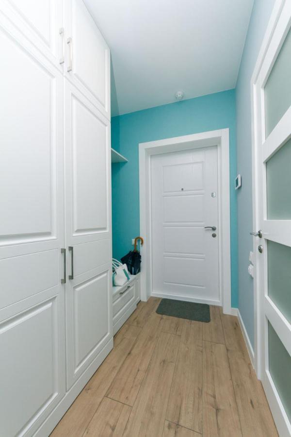 Happy Apartment, Warmth, Comfort, Turquoise Kyiv Exterior photo